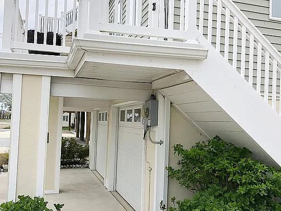 105 S Barnegat Ave — exterior photo