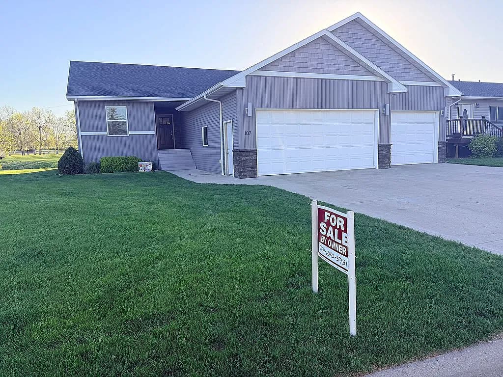 107 Kittelson Dr — exterior photo
