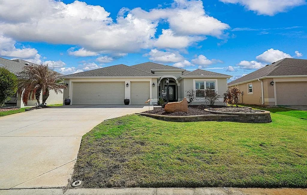 4217 Vapor Ct — exterior photo