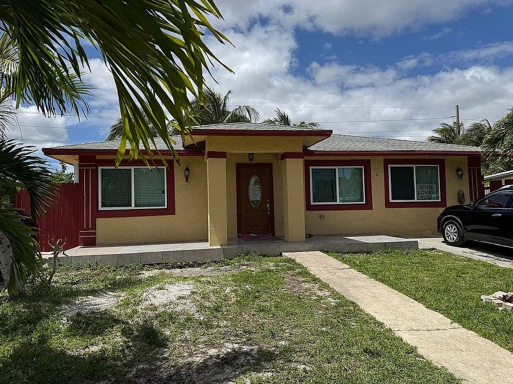 3591 Orange St — exterior photo
