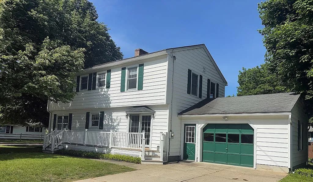 269 Lafountain St — exterior photo