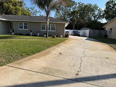 25 Sailfish Dr — exterior photo