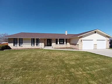 600 Donna Dr — exterior photo