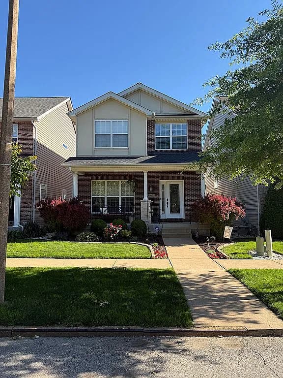 5623 S Magnolia Ave — exterior photo