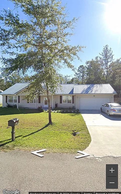1301 Pelican Ln SE — exterior photo
