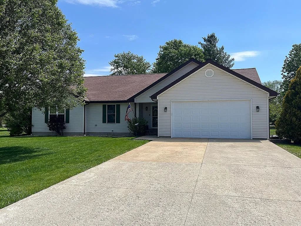 296 N Seventy East Rd — exterior photo