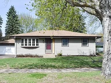 3485 Bellaire Ave — exterior photo