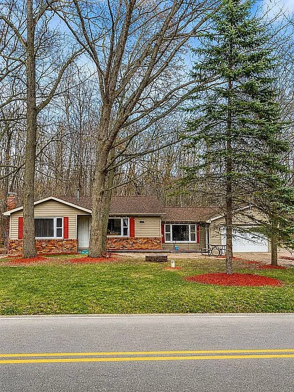 280 N Sage Lake Rd — exterior photo