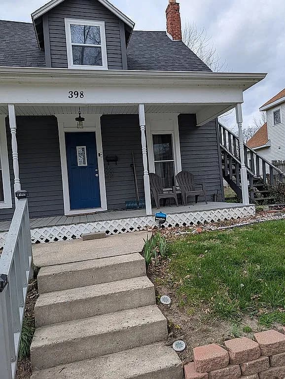 398 S Perry St — exterior photo
