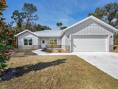210 Paradise Dr — exterior photo