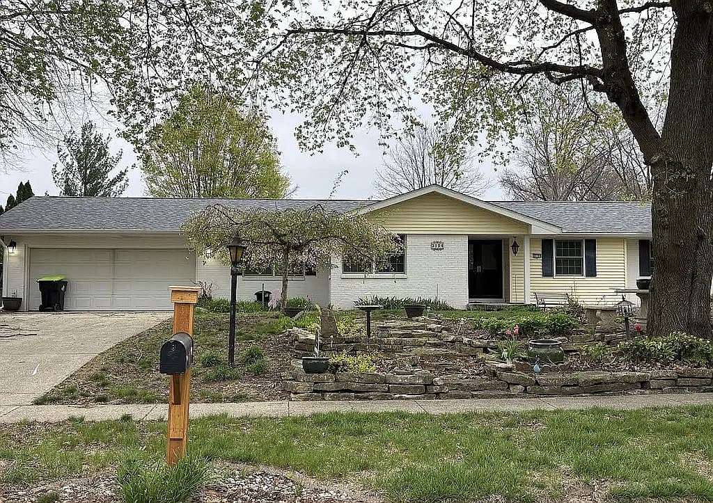 3104 Valley Brook Dr — exterior photo