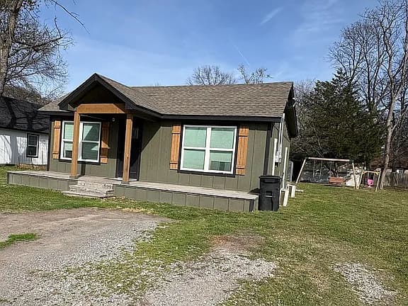 407 N Vann St — exterior photo