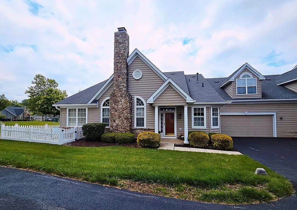 1507 Hulnick Rd — exterior photo