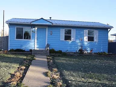 212 W Rio Blanco Ave — exterior photo