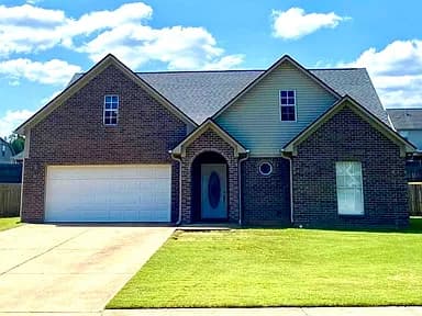 310 Hayat Loop — exterior photo