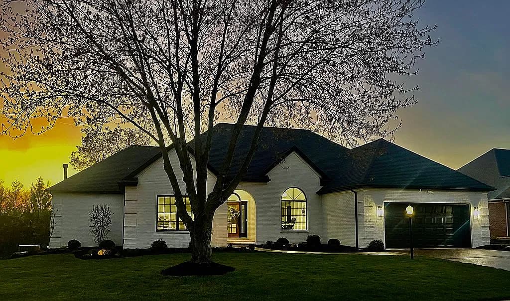 1933 Willow Lake Dr — exterior photo