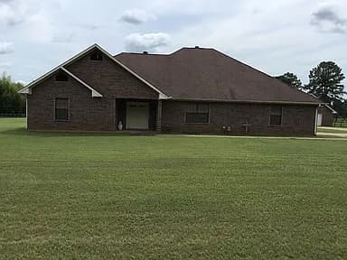 7545 Grimm Rd — exterior photo