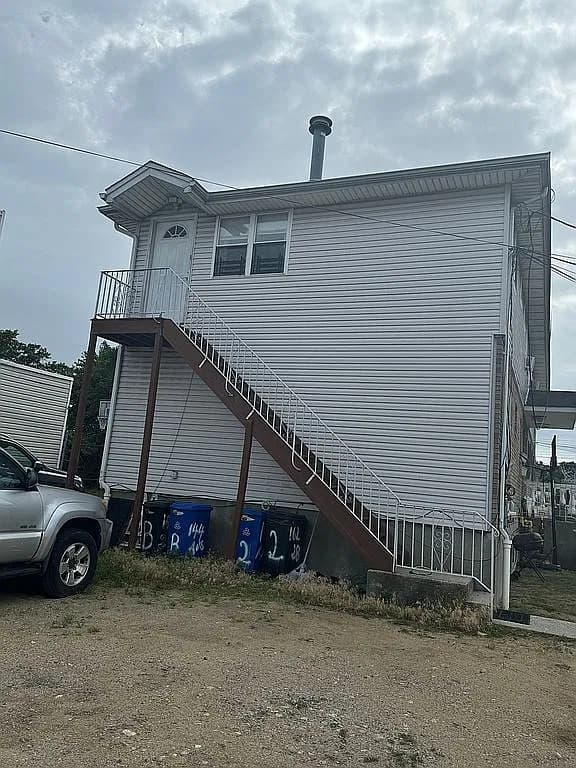 162-28 144th Ave — exterior photo