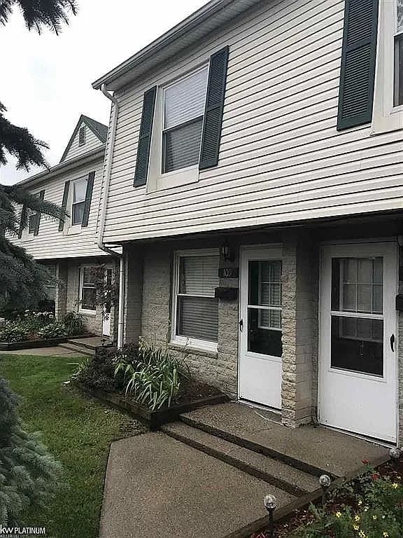 119 Floral Ave — exterior photo