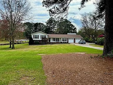 1618 Pine Harbor Rd — exterior photo