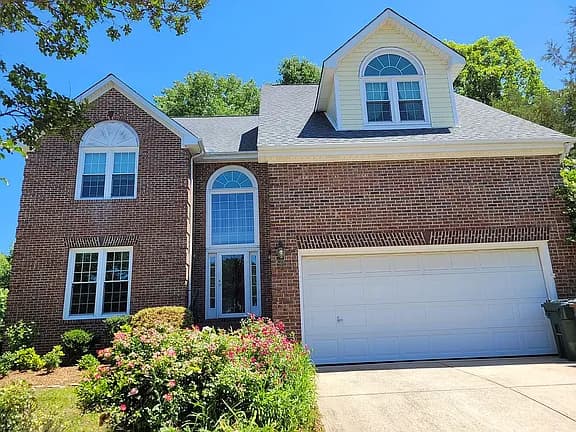 203 Red Field St — exterior photo