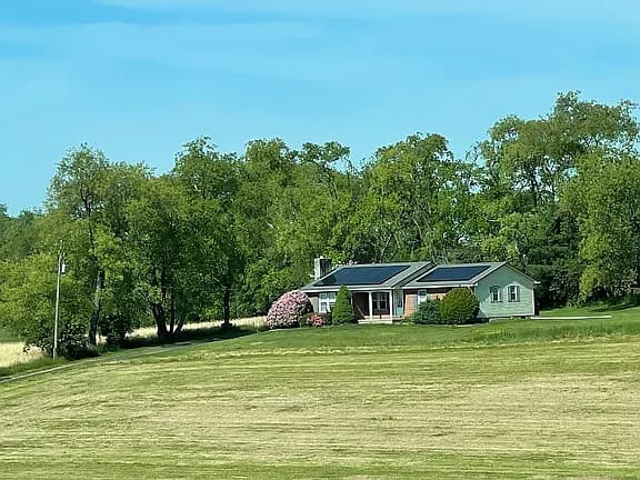 675 County Line Rd — exterior photo