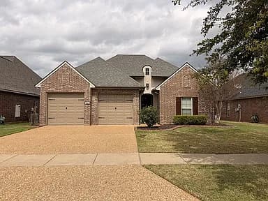 605 Canoe Trl — exterior photo