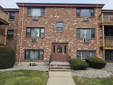 14B Mayberry Dr Unit 5 — exterior photo