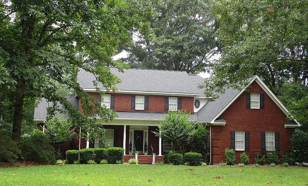 126 Cross Creek Cir — exterior photo