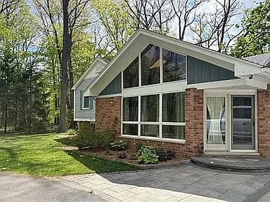 16581 Henry Ruff St — exterior photo