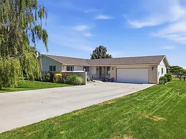 14110 Towers Dr — exterior photo