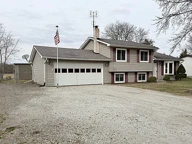 525 William G Dr — exterior photo