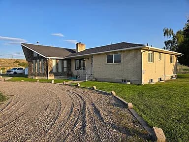 513 W 2100 S — exterior photo