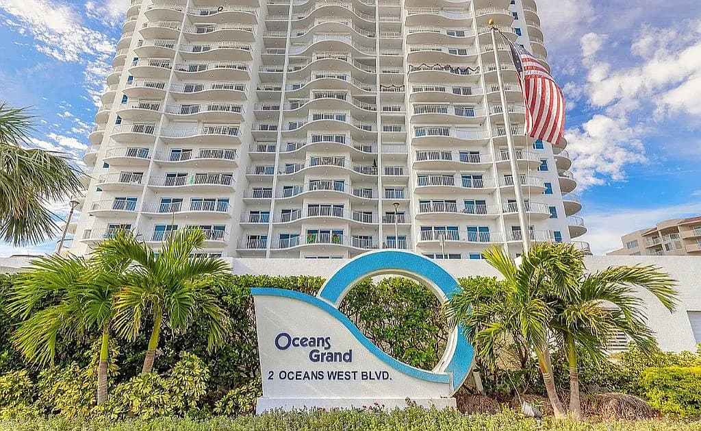 2 Oceans West Blvd APT 905 — exterior photo