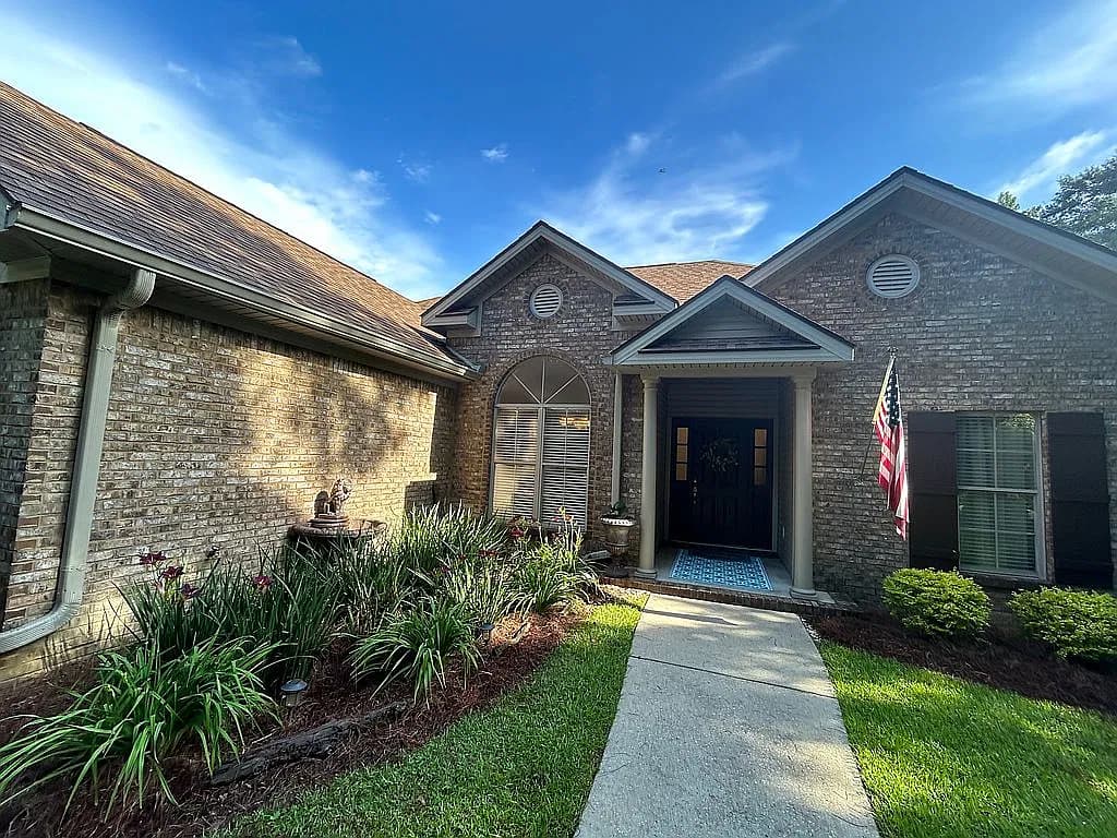 10471 Windmill Rd — exterior photo