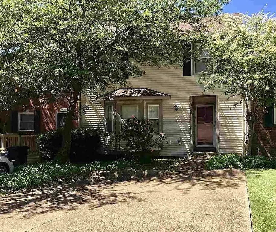 1462 Roxbury Ct — exterior photo