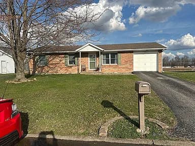 3390 N Quail Dr — exterior photo