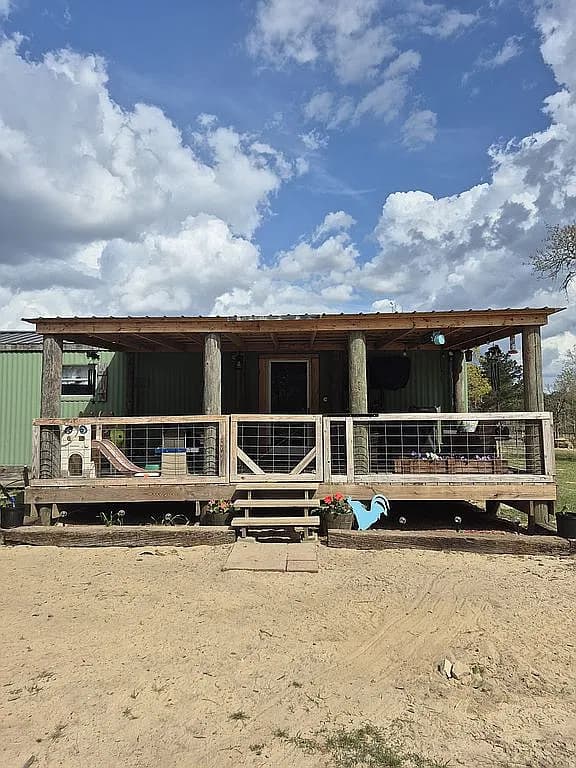 133 Rodman Rd — exterior photo