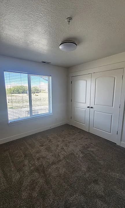1045 S 1700 W APT 133 — exterior photo