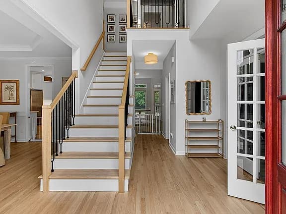 2748 Gaston Gate — exterior photo