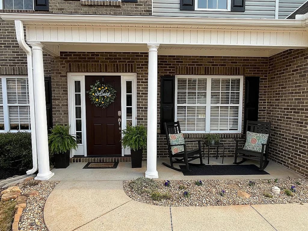 232 Haddington Ln — exterior photo
