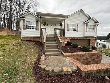 110 Vicmiron Dr — exterior photo