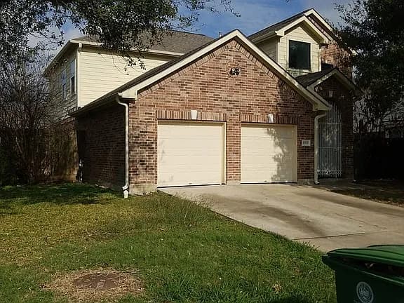 10118 Glengate Ln — exterior photo