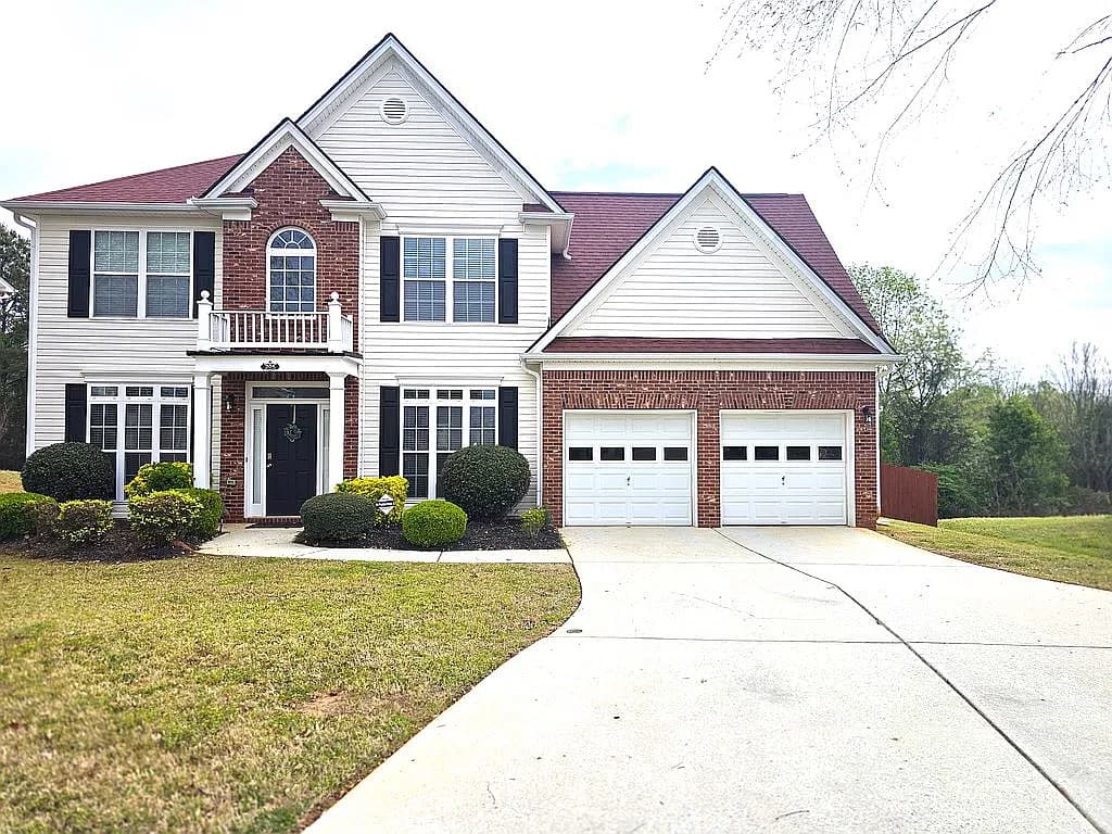205 Saddlebrook Dr — exterior photo