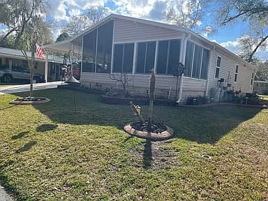 7095 Spanish Moss Ln — exterior photo