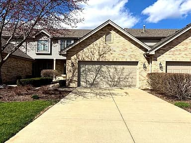 14571 Albany Ave — exterior photo