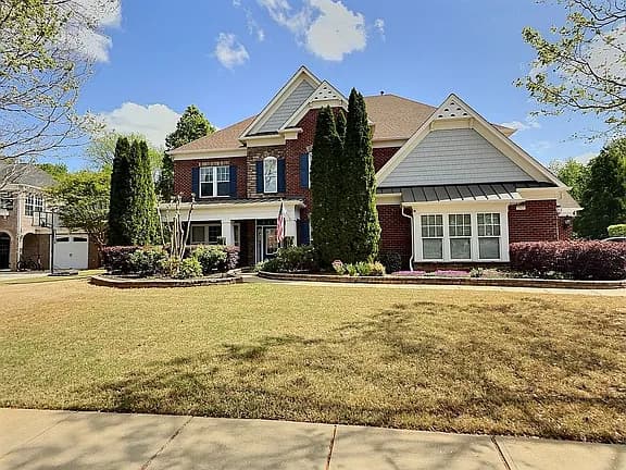 2905 Julian Glen Cir — exterior photo