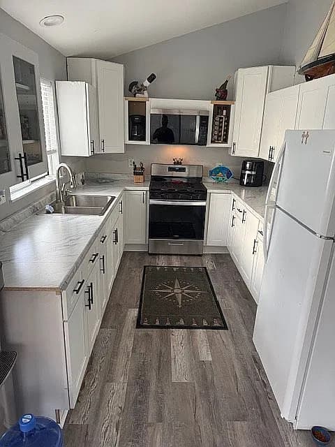4165 Highcrest Dr — exterior photo