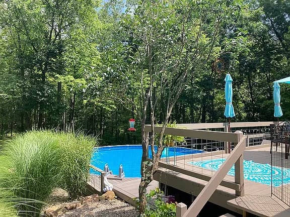 2919 Woodhaven Dr — exterior photo