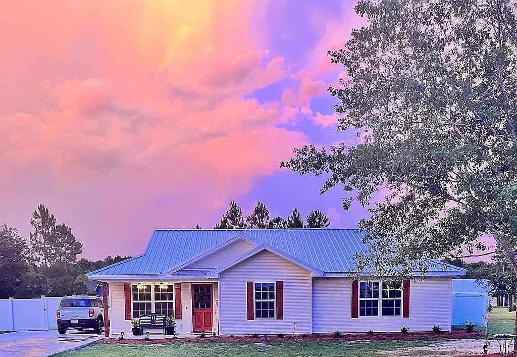 4705 Otter Creek Cir — exterior photo